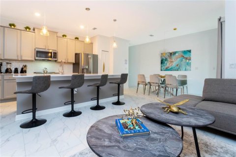 Adosado en venta en Davenport, Florida, 4 dormitorios, 177.81 m2 № 2230461 - foto 17