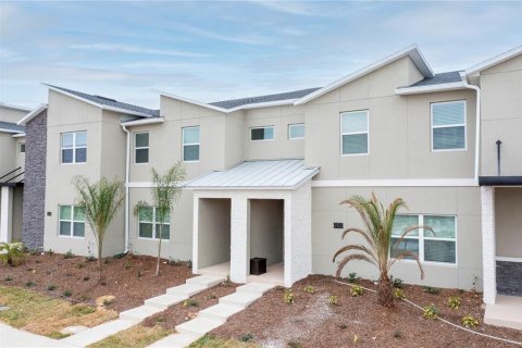 Townhouse in Davenport, Florida 4 bedrooms, 177.81 sq.m. № 2230461