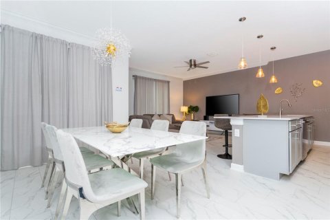 Adosado en venta en Davenport, Florida, 4 dormitorios, 177.81 m2 № 2230461 - foto 12