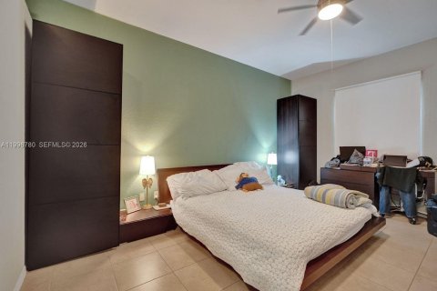 House in Weston, Florida 4 bedrooms, 230.03 sq.m. № 2066851 - photo 20