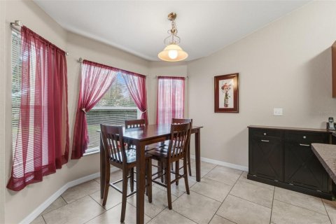 Casa en venta en Spring Hill, Florida, 4 dormitorios, 209.12 m2 № 2201292 - foto 14