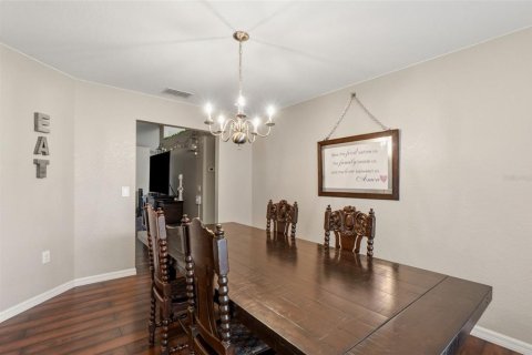 Casa en venta en Spring Hill, Florida, 4 dormitorios, 209.12 m2 № 2201292 - foto 21