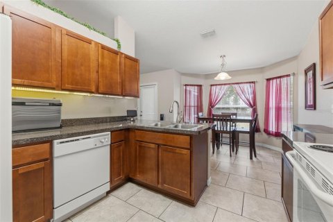 Casa en venta en Spring Hill, Florida, 4 dormitorios, 209.12 m2 № 2201292 - foto 12