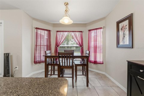 Casa en venta en Spring Hill, Florida, 4 dormitorios, 209.12 m2 № 2201292 - foto 13