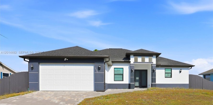 Villa ou maison à Lehigh Acres, Floride 3 chambres, 147.53 m2 № 2076498