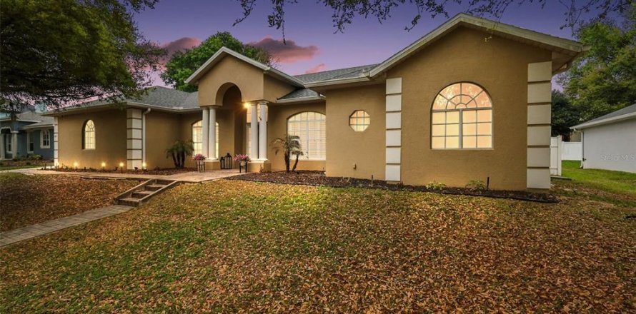 Casa en Clermont, Florida 3 dormitorios, 217.48 m2 № 2230168