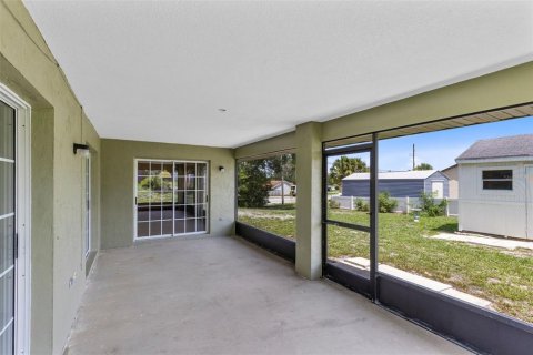 Casa en venta en Deltona, Florida, 3 dormitorios, 174.19 m2 № 2167665 - foto 23