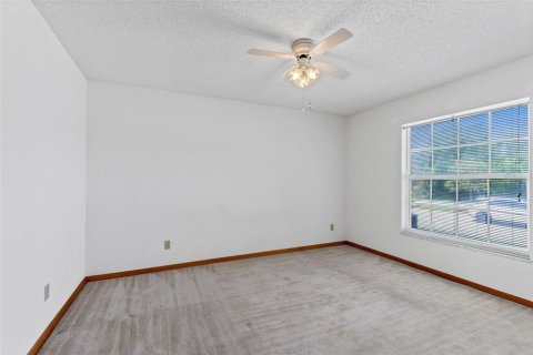 Casa en venta en Deltona, Florida, 3 dormitorios, 174.19 m2 № 2167665 - foto 20