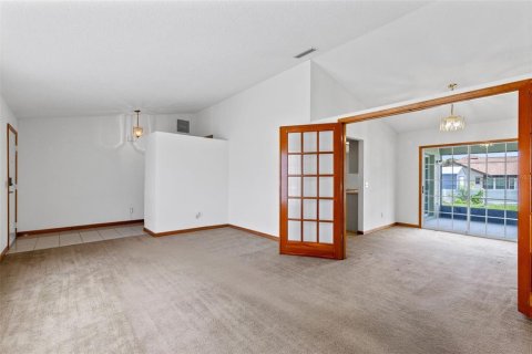 Casa en venta en Deltona, Florida, 3 dormitorios, 174.19 m2 № 2167665 - foto 6
