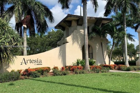Condo in Sunrise, Florida, 2 bedrooms  № 1854790 - photo 3