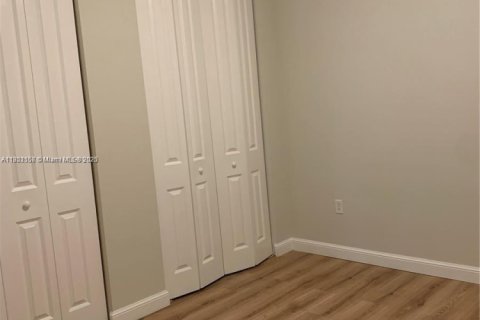 Condo in Sunrise, Florida, 2 bedrooms  № 1854790 - photo 23