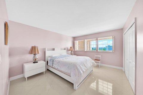 Copropriété à vendre à Pompano Beach, Floride: 2 chambres, 102.19 m2 № 2274272 - photo 8