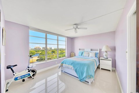 Copropriété à vendre à Pompano Beach, Floride: 2 chambres, 102.19 m2 № 2274272 - photo 19