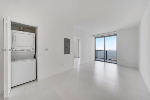 Condo in Miami, Florida, 1 bedroom  № 2022311 - photo 9