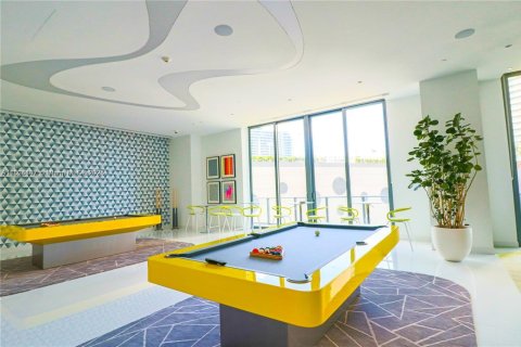 Condo in Miami, Florida, 1 bedroom  № 2022311 - photo 25