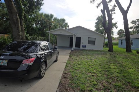House in Saint Petersburg, Florida 3 bedrooms, 97.55 sq.m. № 1881425 - photo 29