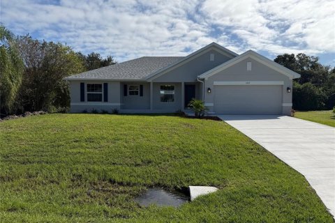 Villa ou maison à Port Charlotte, Floride 3 chambres, 143.07 m2 № 2427038