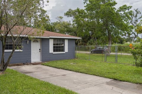 Immobilier commercial à vendre à Bradenton, Floride: 4 chambres, 135.45 m2 № 2349332 - photo 28