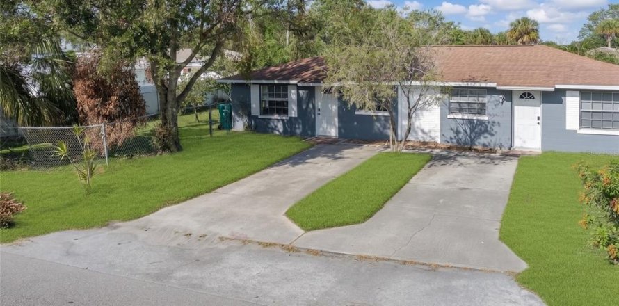 Immobilier commercial à Bradenton, Floride 4 chambres, 135.45 m2 № 2349332