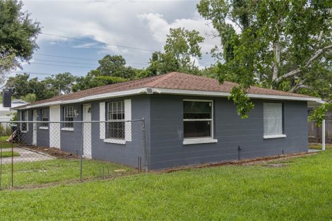 Immobilier commercial à vendre à Bradenton, Floride: 4 chambres, 135.45 m2 № 2349332 - photo 30