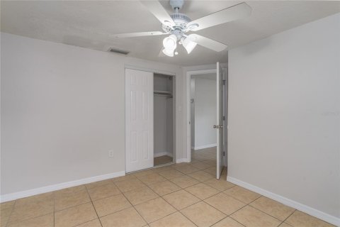 Immobilier commercial à vendre à Bradenton, Floride: 4 chambres, 135.45 m2 № 2349332 - photo 21