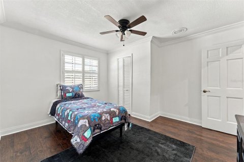 House in Apopka, Florida 3 bedrooms, 292.18 sq.m. № 2393741 - photo 17