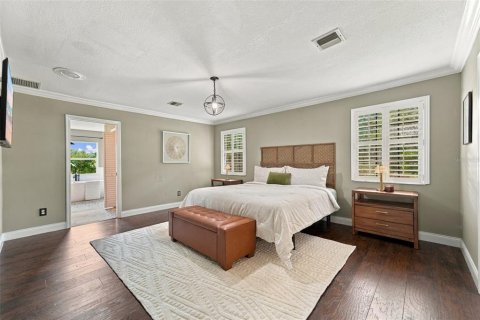 House in Apopka, Florida 3 bedrooms, 292.18 sq.m. № 2393741 - photo 6