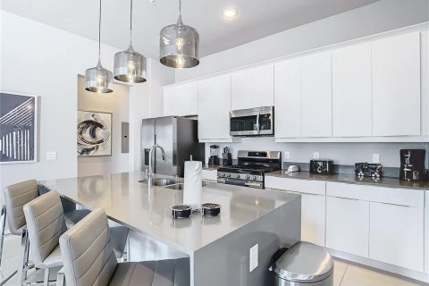 Copropriété à louer à Kissimmee, Floride: 3 chambres, 139.35 m2 № 2351516 - photo 7
