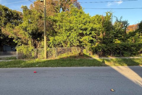 Propiedad comercial en venta en St. Lucie, Florida № 2158166 - foto 3