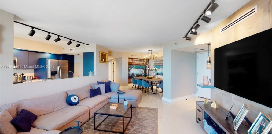 Condo à Aventura, Floride, 3 chambres № 1674444