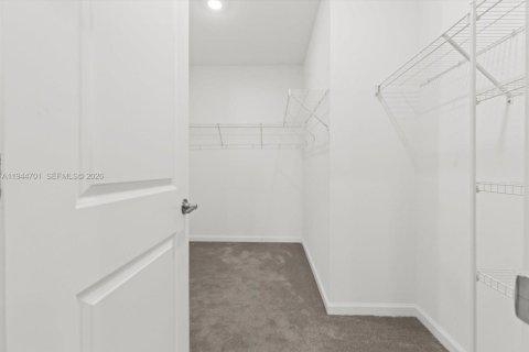 House in St. Lucie, Florida 5 bedrooms, 223.8 sq.m. № 2002933 - photo 19