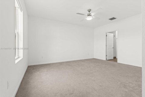 House in St. Lucie, Florida 5 bedrooms, 223.8 sq.m. № 2002933 - photo 16