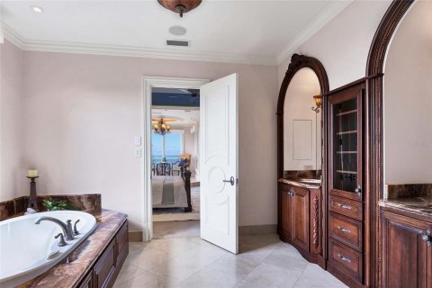 Купить виллу или дом в Нокомис, Флорида 10 комнат, 612.78м2, № 1559408 - фото 25