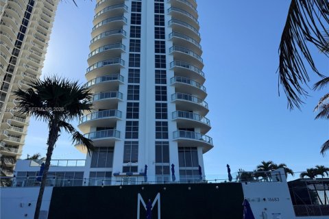 Condominio en venta en Sunny Isles Beach, Florida, 1 dormitorio, 63.92 m2 № 2031409 - foto 30