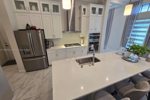 House in Parkland, Florida 3 bedrooms, 201.97 sq.m. № 1931696 - photo 9