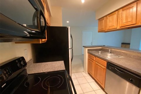 Condominio en alquiler en Saint Petersburg, Florida, 2 dormitorios, 74.32 m2 № 2114508 - foto 5