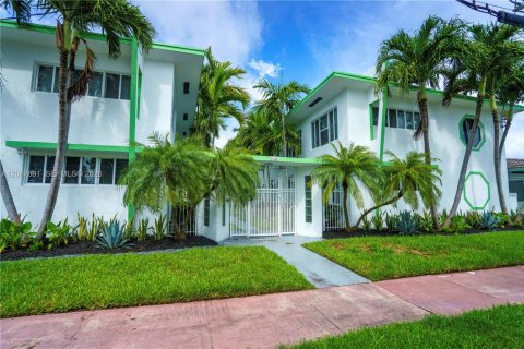 Appartement à Miami Beach, Floride 1 chambre, 74.32 m2 № 2361865