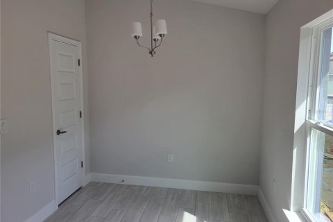 Casa en venta en Dade City, Florida, 4 dormitorios, 169.08 m2 № 1213968 - foto 10