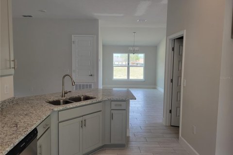 Casa en venta en Dade City, Florida, 4 dormitorios, 169.08 m2 № 1213968 - foto 11
