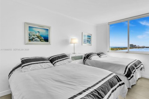 Купить кондоминиум в Санни-Айлс-Бич, Флорида 2 спальни, 120.31м2, № 2063570 - фото 16