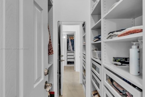 Купить кондоминиум в Санни-Айлс-Бич, Флорида 2 спальни, 120.31м2, № 2063570 - фото 23