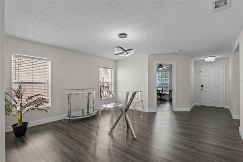 Casa en venta en Orlando, Florida, 4 dormitorios, 175.68 m2 № 1915757 - foto 11