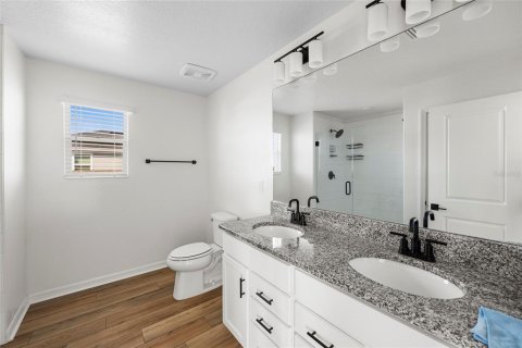 House in HERON BAY in Palmetto, Florida 5 bedrooms, 240.52 sq.m. № 2094677 - photo 26