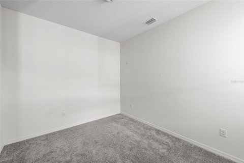 House in HERON BAY in Palmetto, Florida 5 bedrooms, 240.52 sq.m. № 2094677 - photo 14