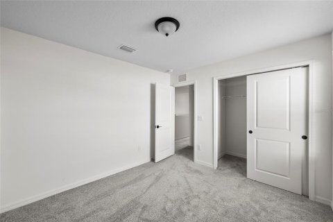 House in HERON BAY in Palmetto, Florida 5 bedrooms, 240.52 sq.m. № 2094677 - photo 28