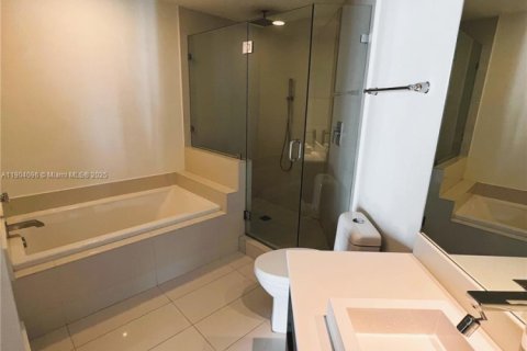 Copropriété à louer à Miami, Floride: 2 chambres, 108.23 m2 № 1956785 - photo 8