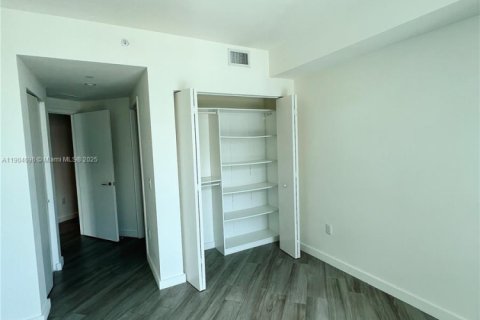 Copropriété à louer à Miami, Floride: 2 chambres, 108.23 m2 № 1956785 - photo 7