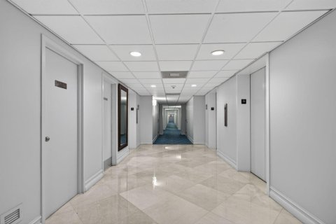 Condo in Fort Lauderdale, Florida, 1 bedroom № 2087024 - photo 7