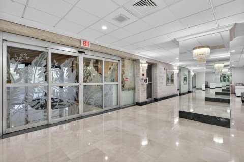 Condo in Fort Lauderdale, Florida, 1 bedroom № 2087024 - photo 5