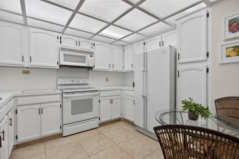 Condo in Fort Lauderdale, Florida, 1 bedroom № 2087024 - photo 13